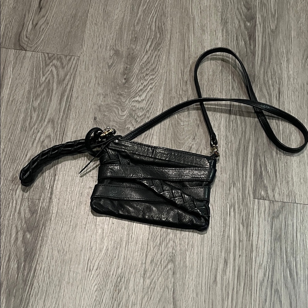 Elegant Black Leather Crossbody Bag